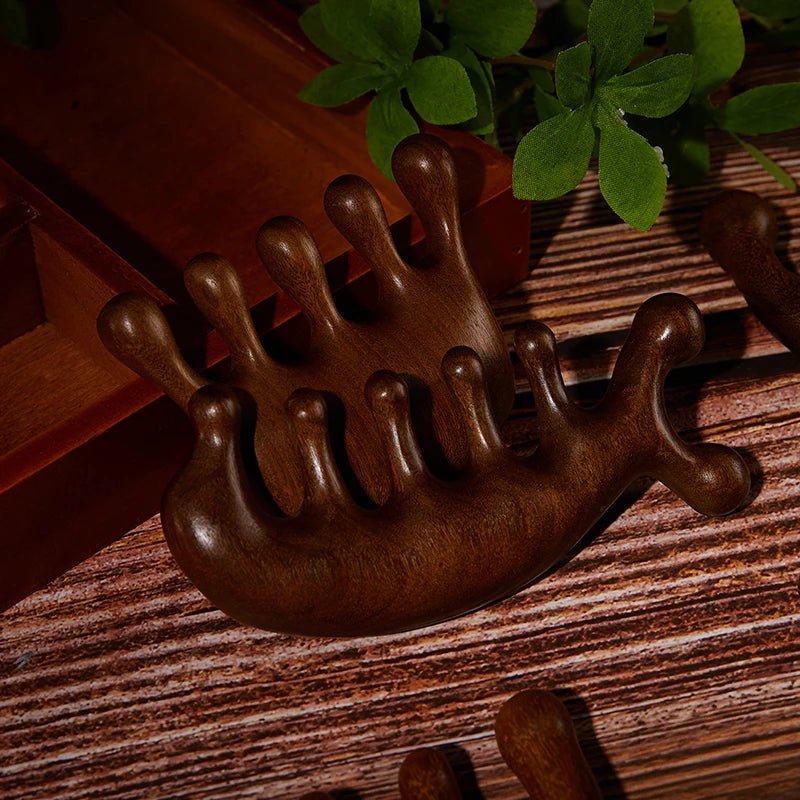 Sandalwood Gua Sha Scraping Comb - PAEAN Therapy